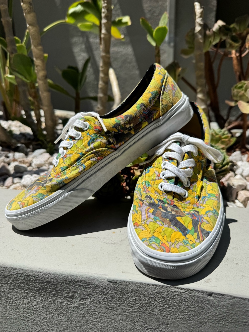 Vans | The Beatles | Yellow Submarine | Women’s Size 8.5 | Men’s Size 7